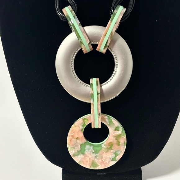 1196-Acetate Cord Necklace & Earring Set - Picture 4 of 4